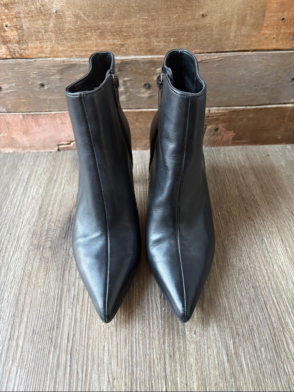 Vince Camuto Black Pointed-Toe Leather Ankle Booties with Side Zip
